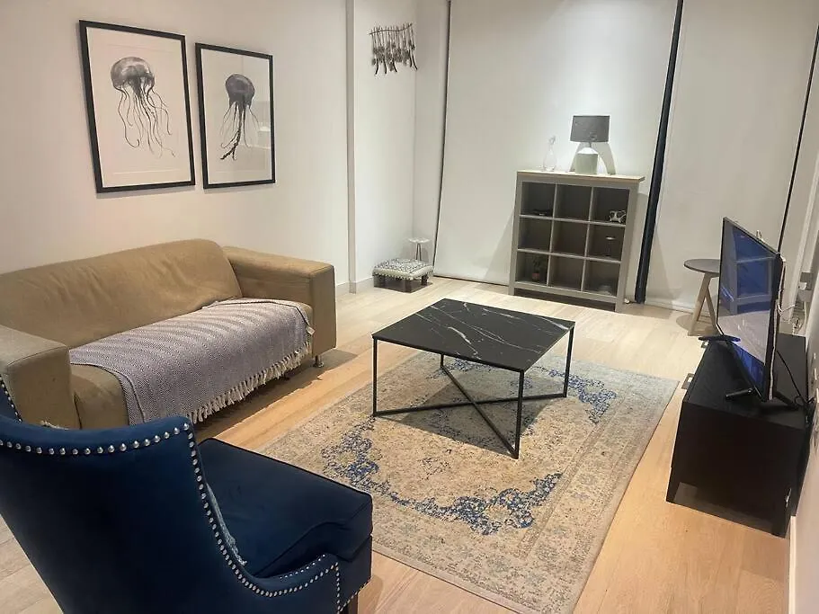 Stunning 2 Bedroom Apartment Λονδίνο